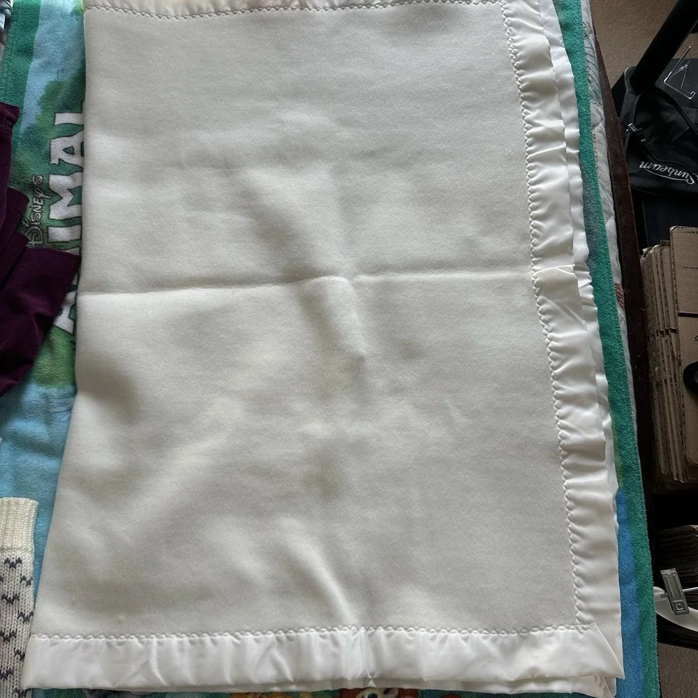 The Unbranded Brand vtg solid